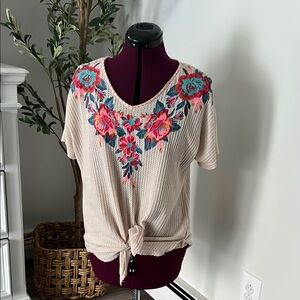 Entro Size Small Floral Embroidered Beige Tie Waffle Knit Top